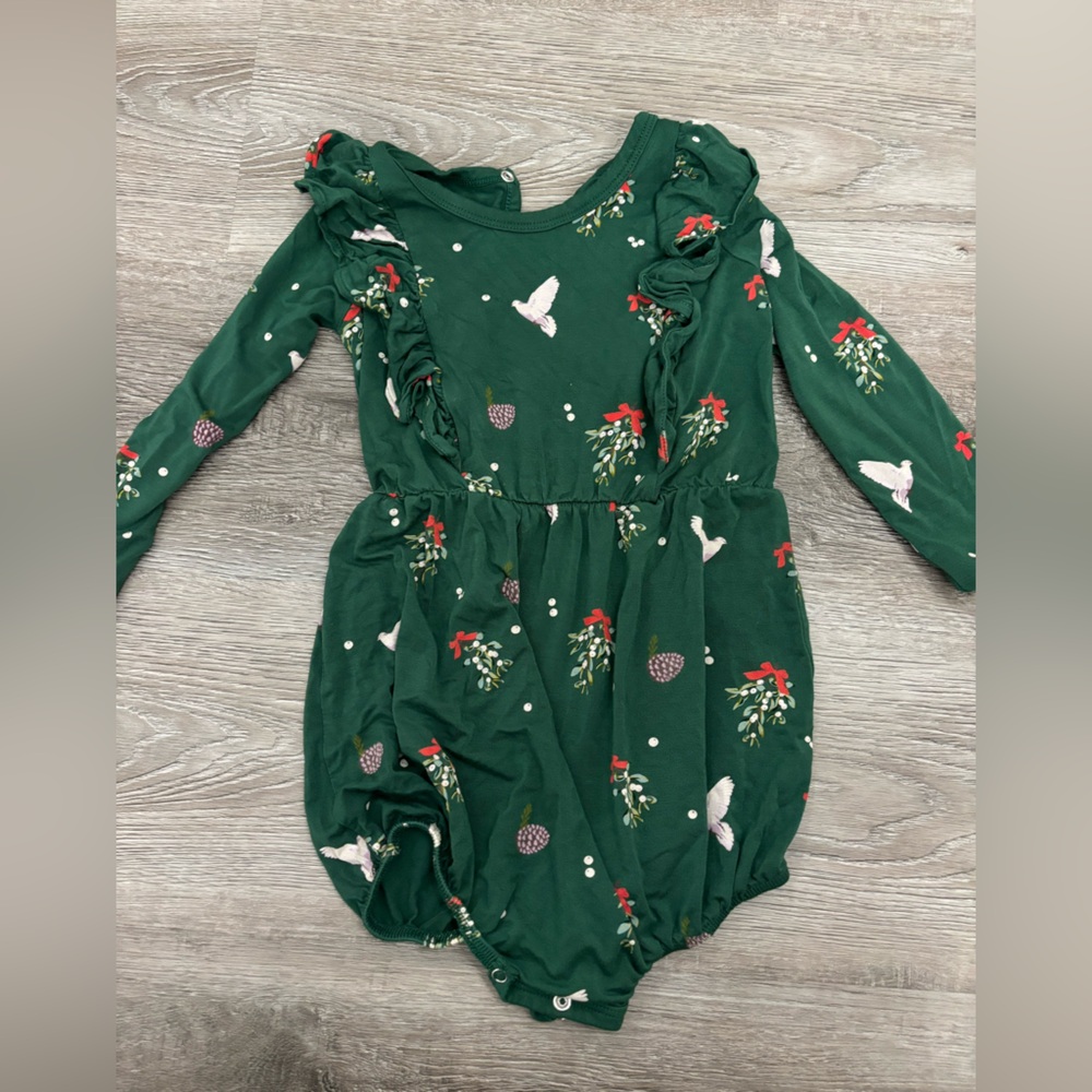 Kyte baby romper long sleeve 2T holiday